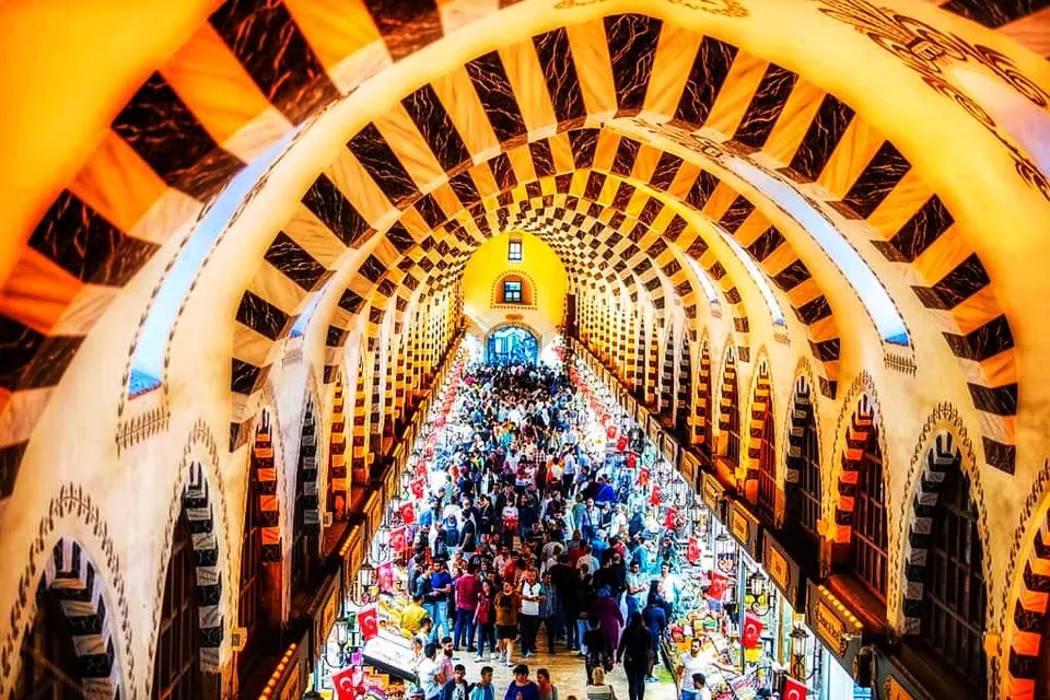 Egyptian Bazaar (Misir Çarşısı) – Eminönü Egyptian Bazaar (Misir Çarşısı) – Eminönü