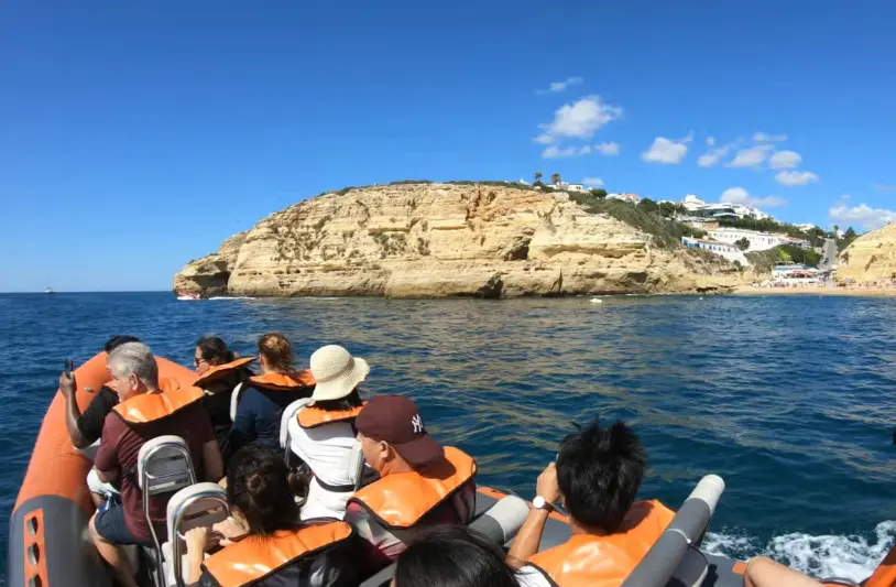 Passeio de Barco às Grutas de Benagil