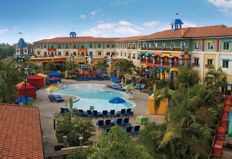 Legoland California Hotel and Castle Hotel: Piscina Legoland California Hotel and Castle Hotel: Piscina