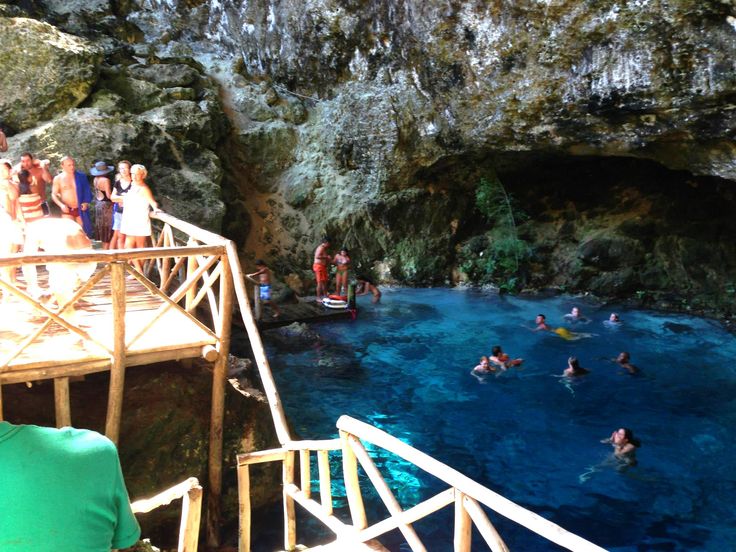 Visita ao cenote Hoyo Azul em Punta Cana Visita ao cenote Hoyo Azul em Punta Cana