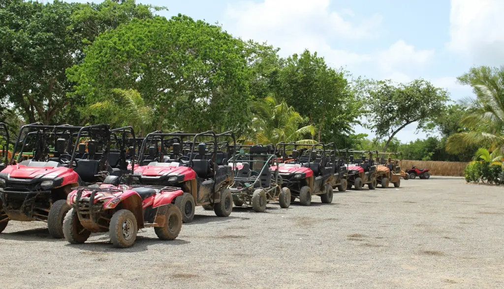 Passeio de buggy em Punta Cana Passeio de buggy em Punta Cana