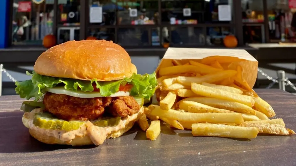 Prato no The Chicken Snack Shack no SeaWorld em San Diego