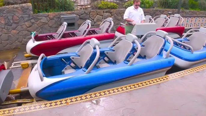 Matterhorn Bobsleds no Disneyland Park Califórnia Matterhorn Bobsleds no Disneyland Park Califórnia