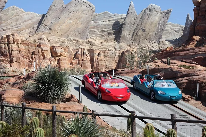 Radiator Spring Racers: Brinquedo do Disney California Adventure Park Radiator Spring Racers: Brinquedo do Disney California Adventure Park