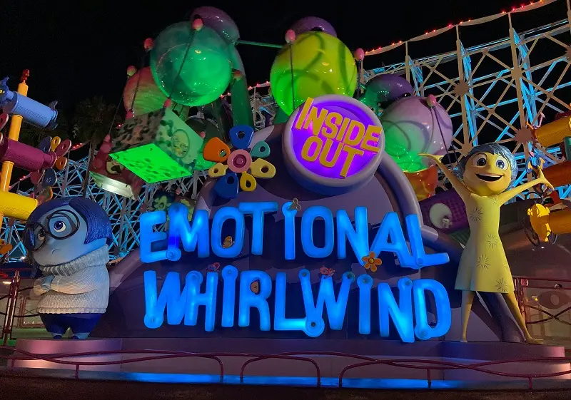 Insid Out Emotional Whirdlwind no Disney California Adventure Park Insid Out Emotional Whirdlwind no Disney California Adventure Park