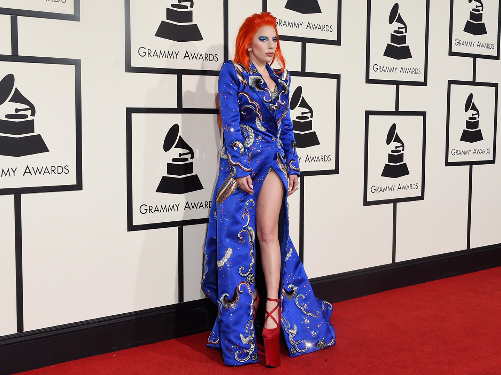 lady-gaga-no-grammy-2016-original.jpeg Lady Gaga veste Marc Jacobs