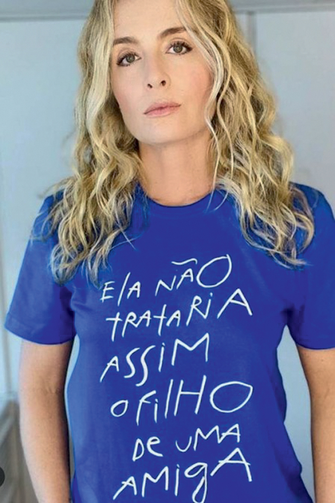 Protesto estampado: o barulho por trás da camiseta Protect the Dolls