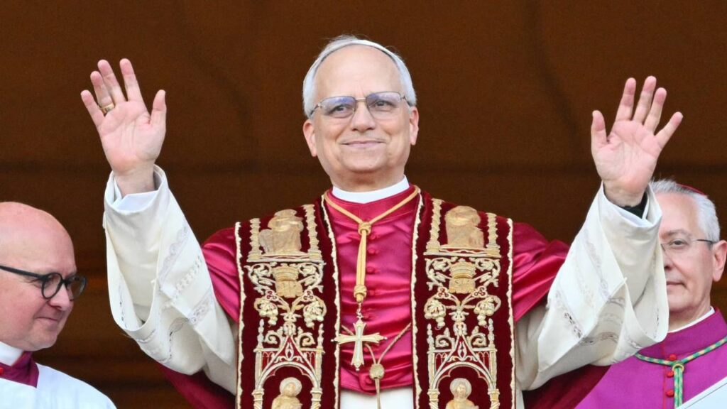 Quem veste o papa? | VEJA