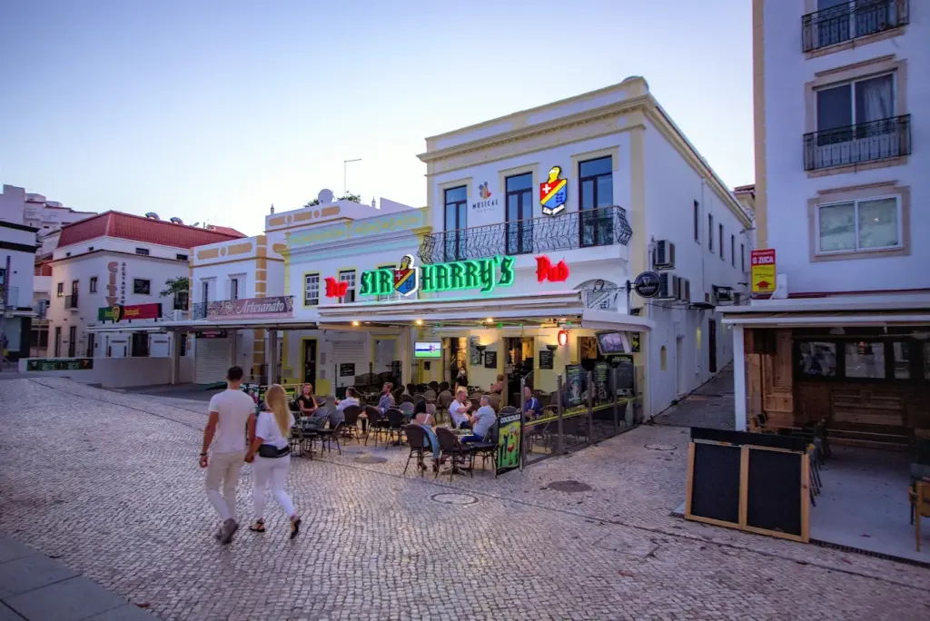 bares, restaurantes e baladas! 2025 - 