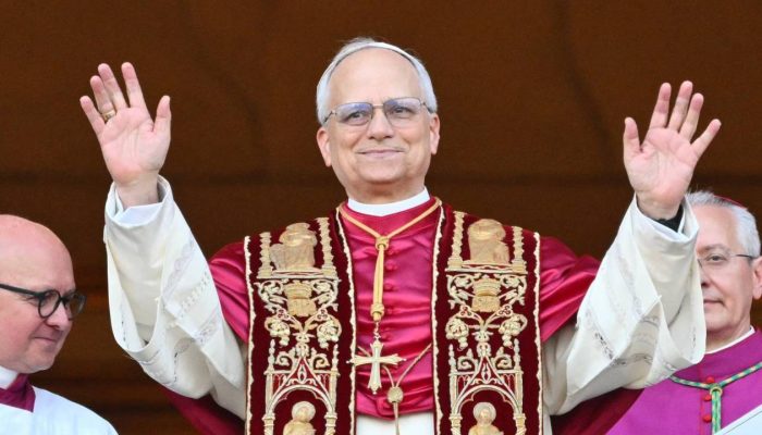Quem veste o papa? | VEJA